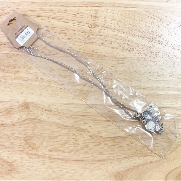 Brand New! Never Worn! Silver Chain Elephant Ivory Gem Semiprecious Necklace. - Picture 2 of 2